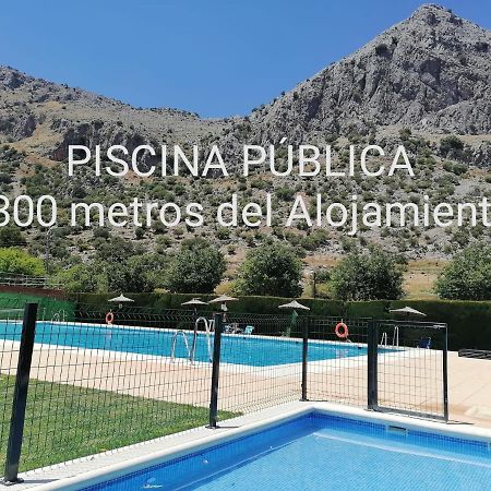 Apartamentos Buganvilla Villaluenga Del Rosario Zewnętrze zdjęcie
