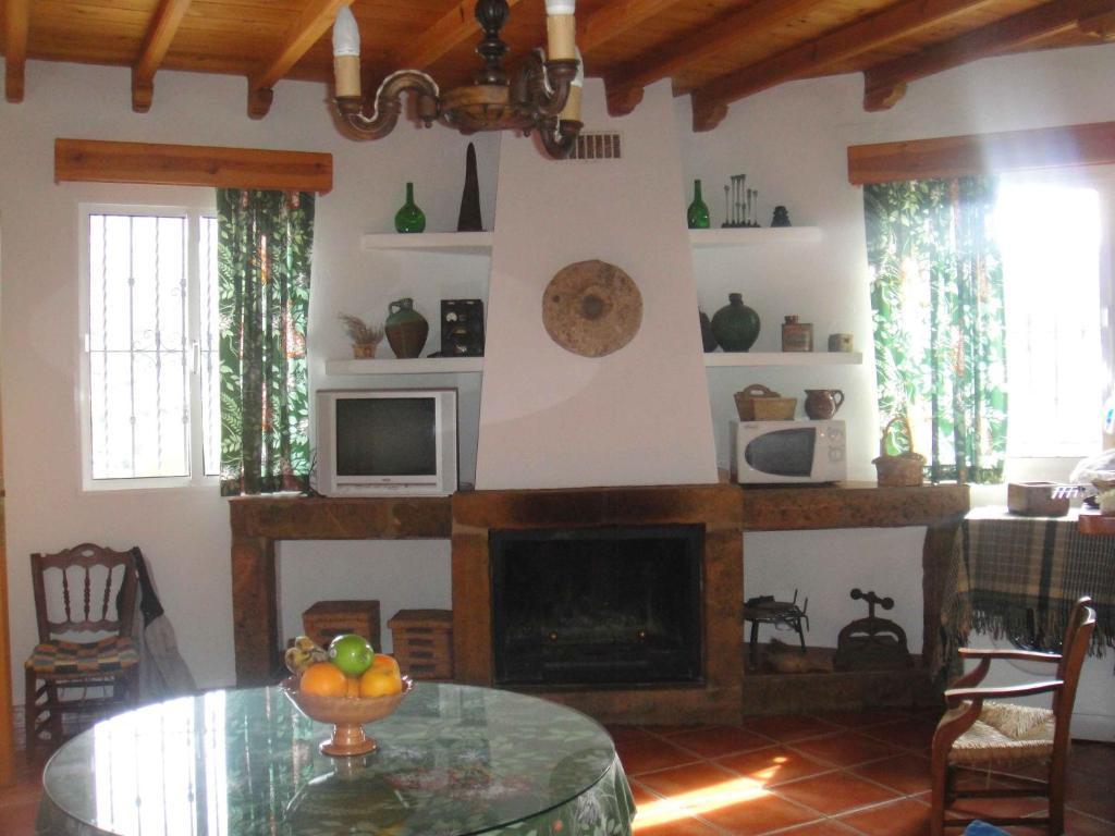 Apartamentos Buganvilla Villaluenga Del Rosario Pokój zdjęcie